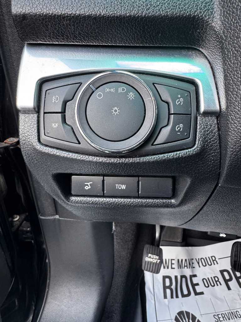 2017 Ford Explorer - $9,900