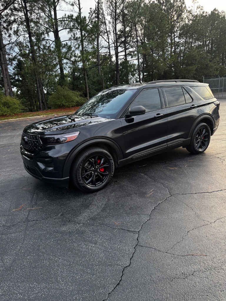 2020 Ford Explorer - $13,900