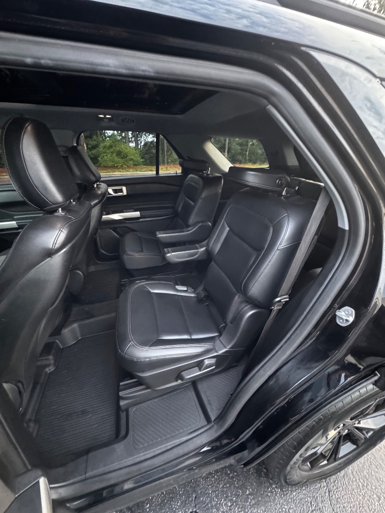 2020 Ford Explorer - $13,900