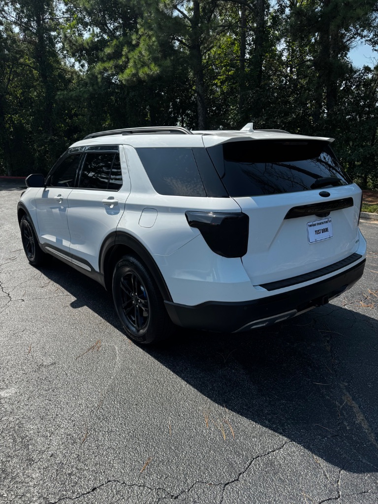 2020 Ford Explorer - $14,500