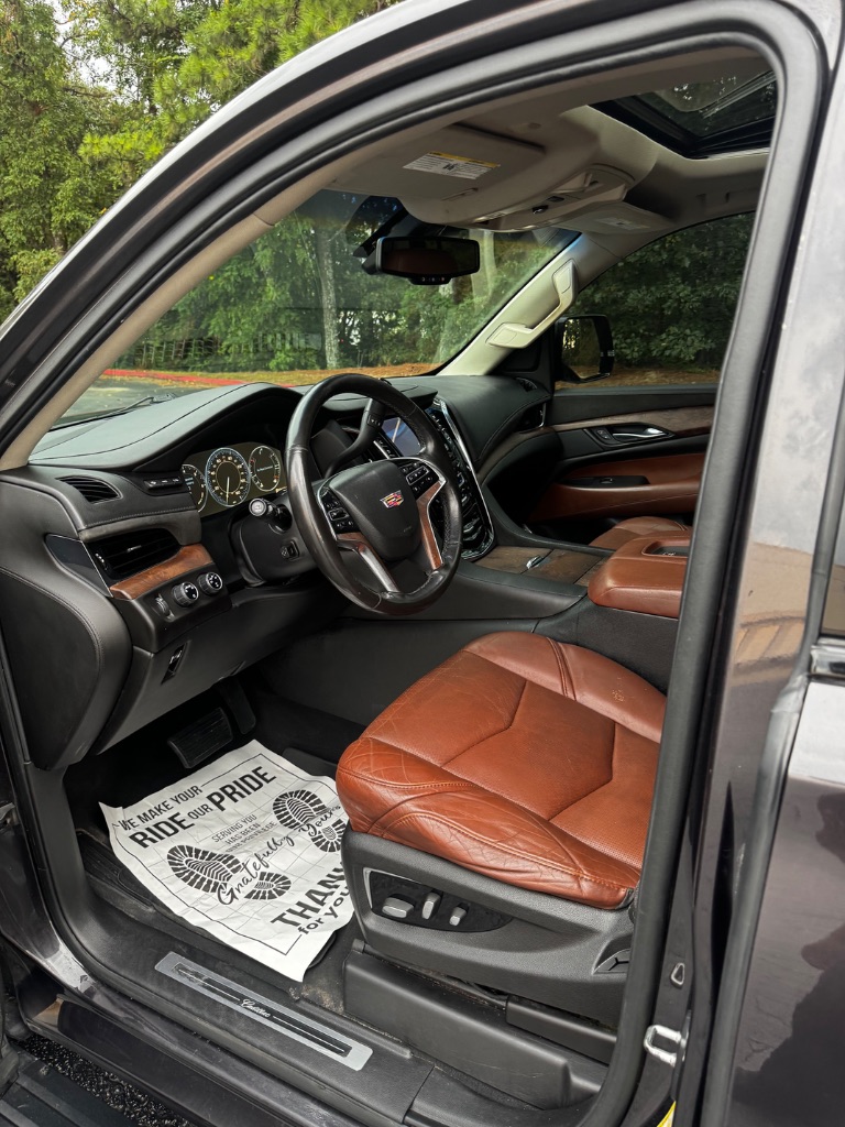 2015 Cadillac Escalade - $13,900