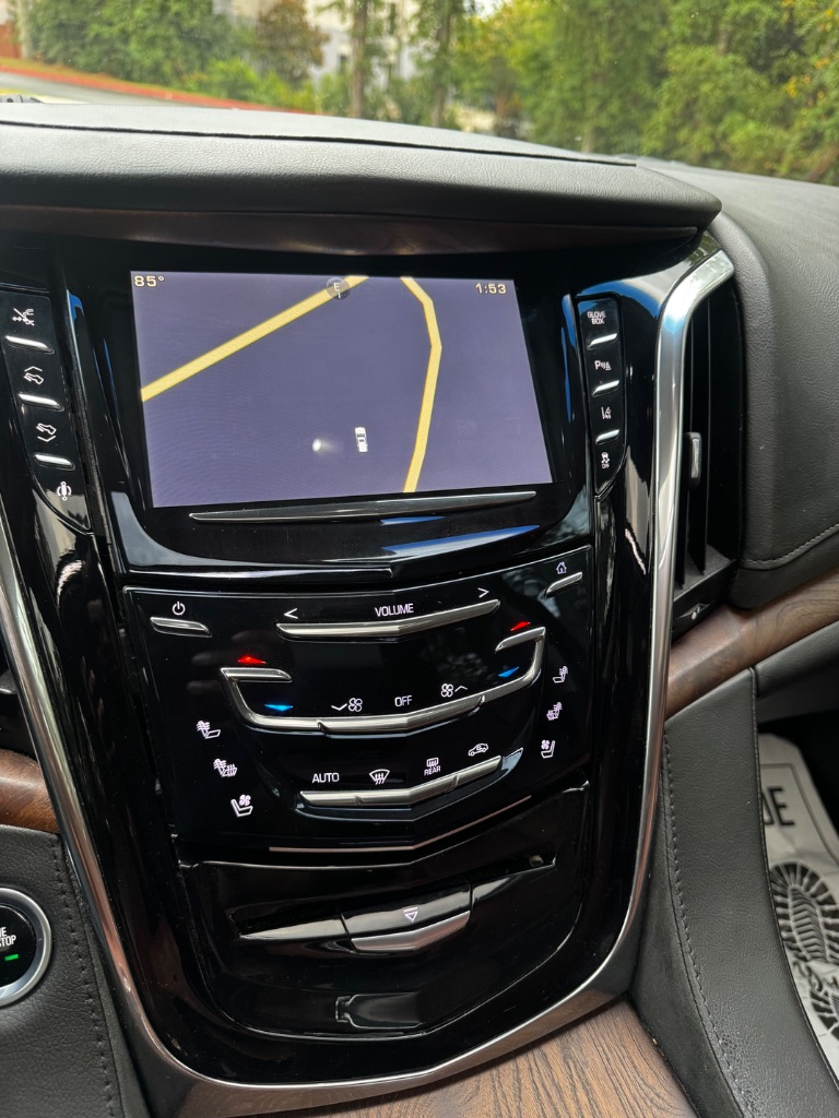 2015 Cadillac Escalade - $13,900