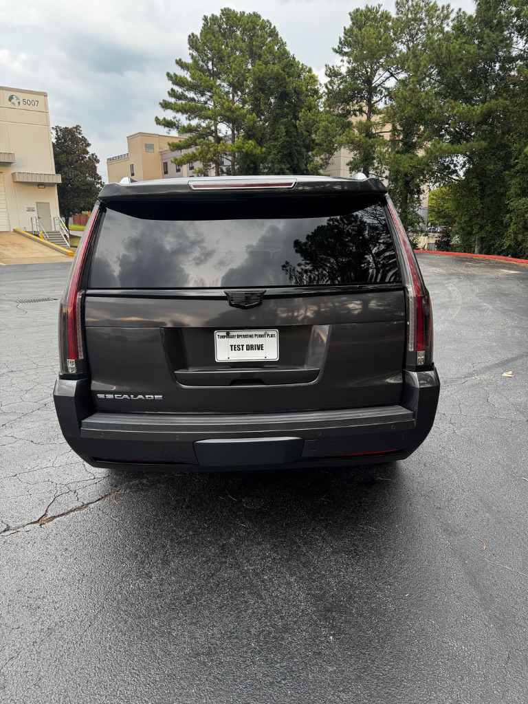 2015 Cadillac Escalade - $13,900