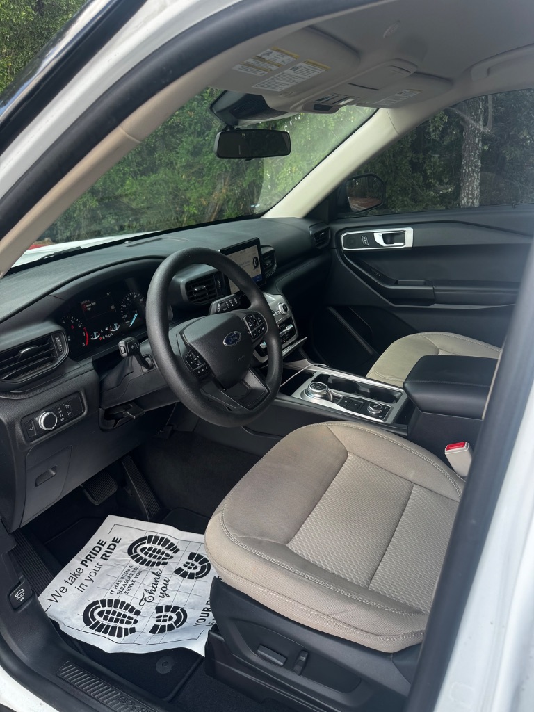 2022 Ford Explorer - $14,000