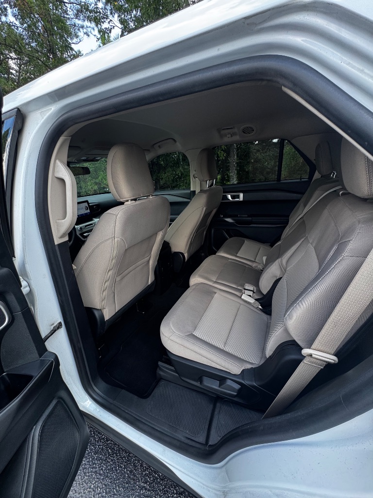 2022 Ford Explorer - $14,000