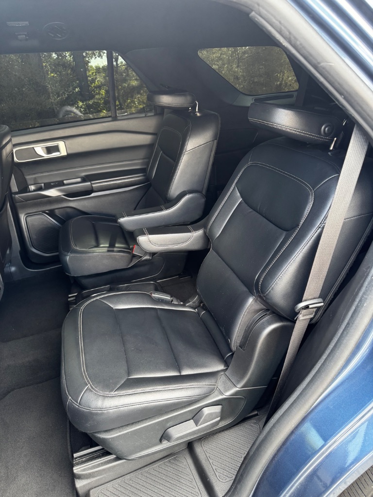 2020 Ford Explorer - $13,900