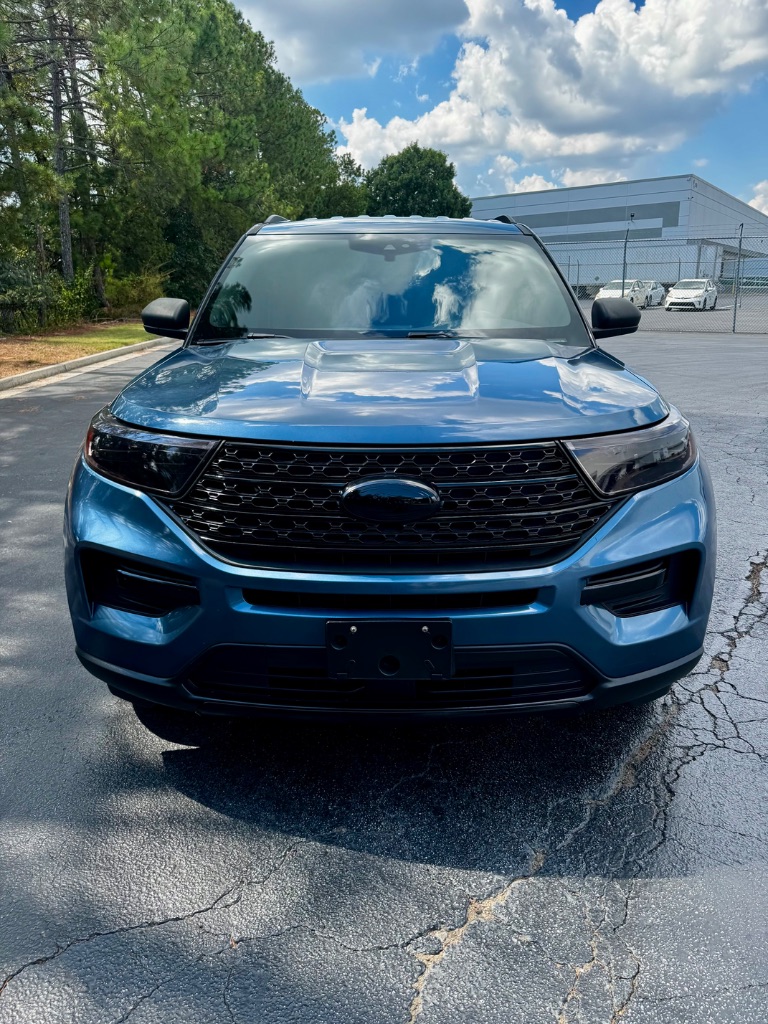 2020 Ford Explorer - $13,900