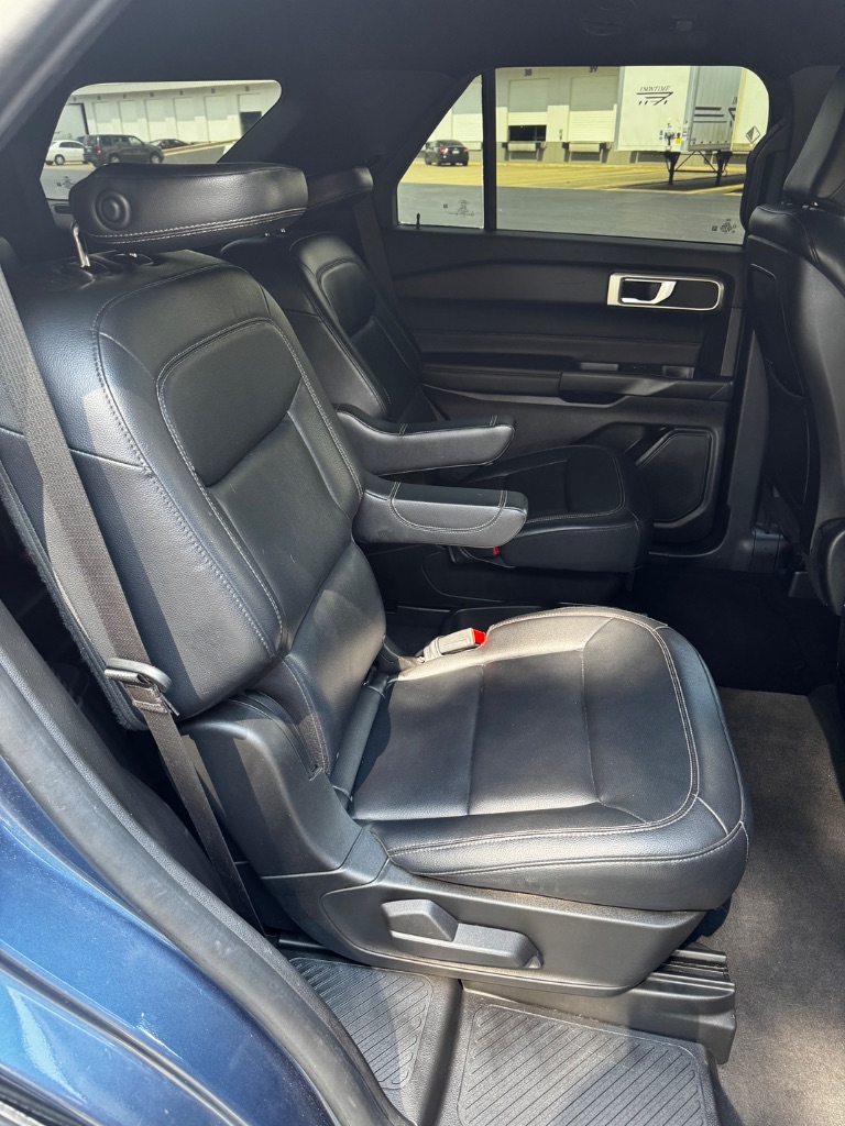 2020 Ford Explorer - $13,900