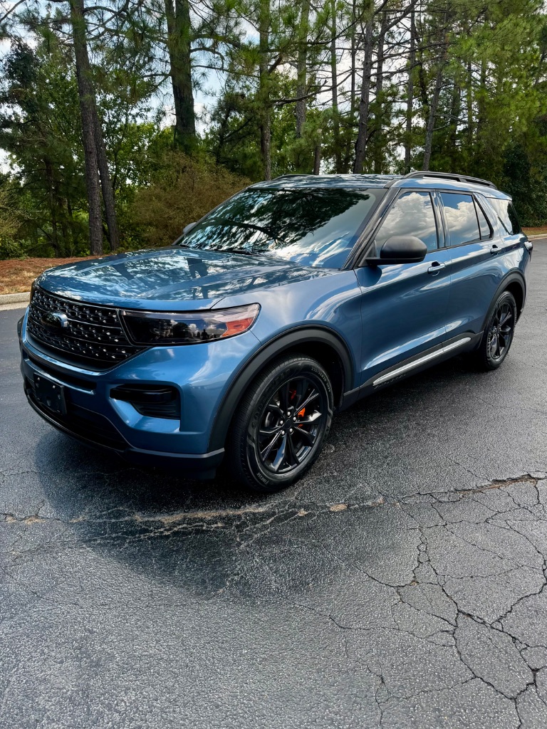 2020 Ford Explorer - $13,900