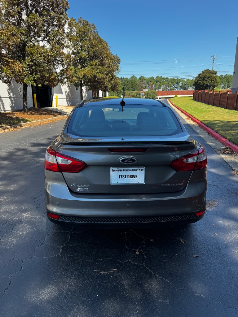 2013 Ford Focus - $4,900