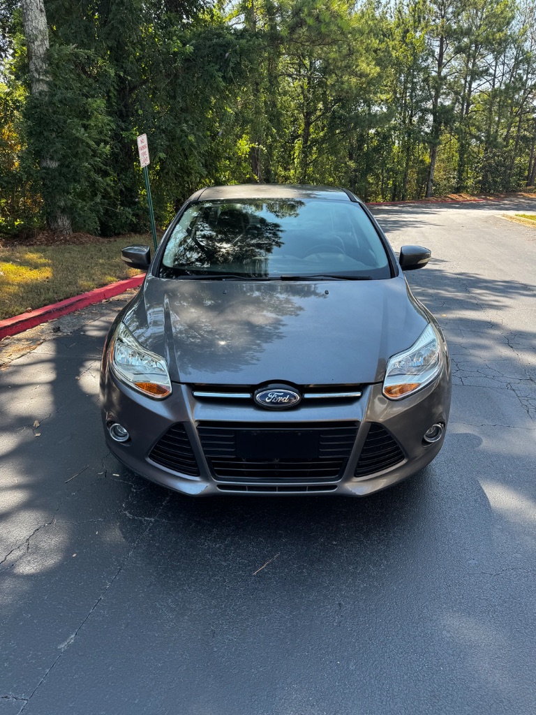 2013 Ford Focus - $4,900