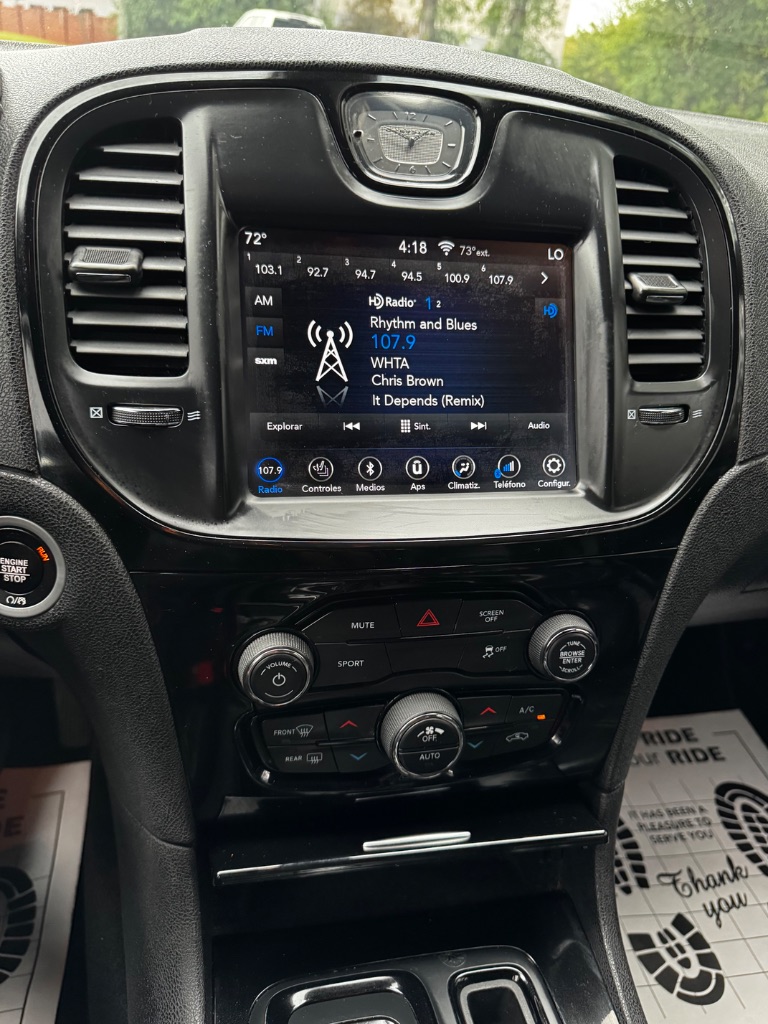 2019 Chrysler 300 - $12,900