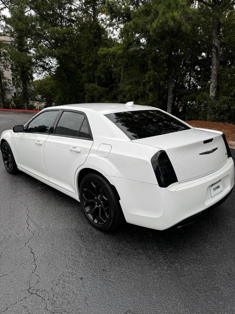 2019 Chrysler 300 - $12,900