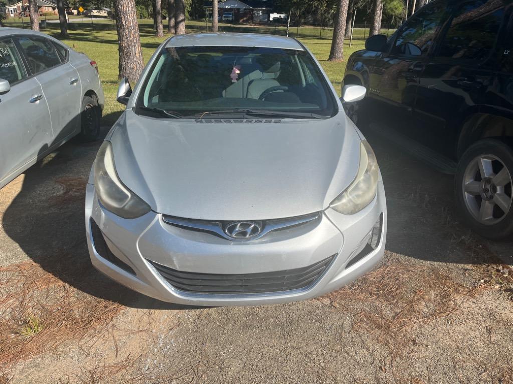 2015 Hyundai Elantra Limited photo