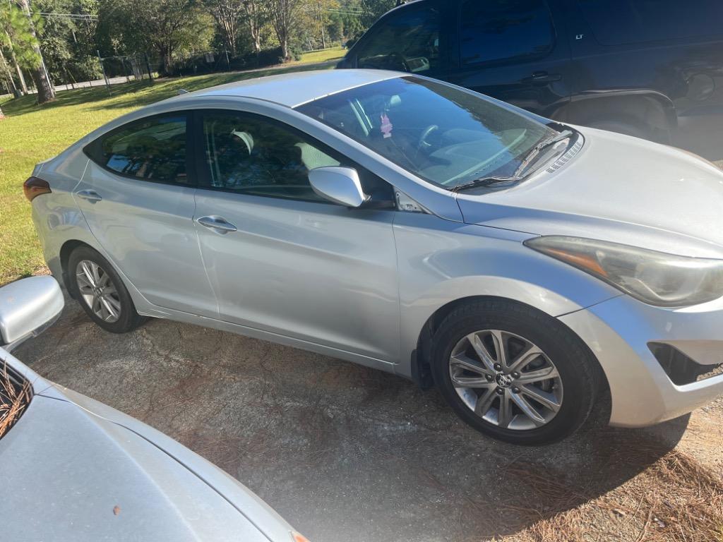 2015 Hyundai Elantra Limited photo