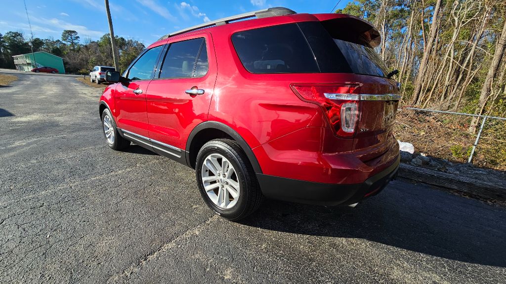 2013 Ford Explorer XLT photo