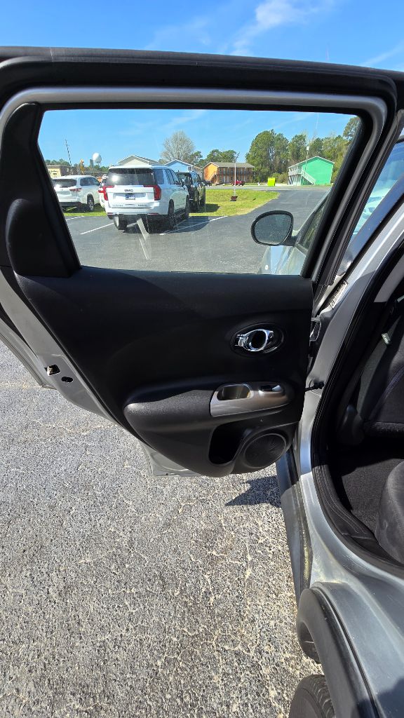 2012 Nissan JUKE S photo