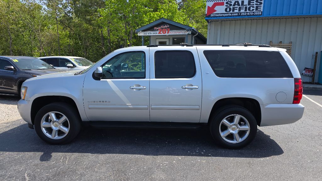 2012 Chevrolet Suburban LT 1500 photo