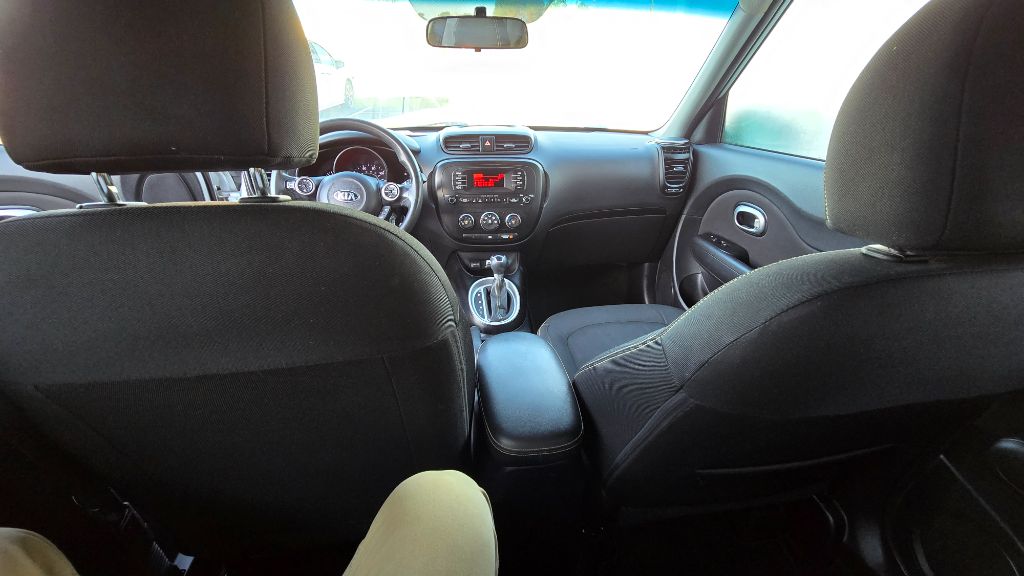 2015 Kia Soul + photo