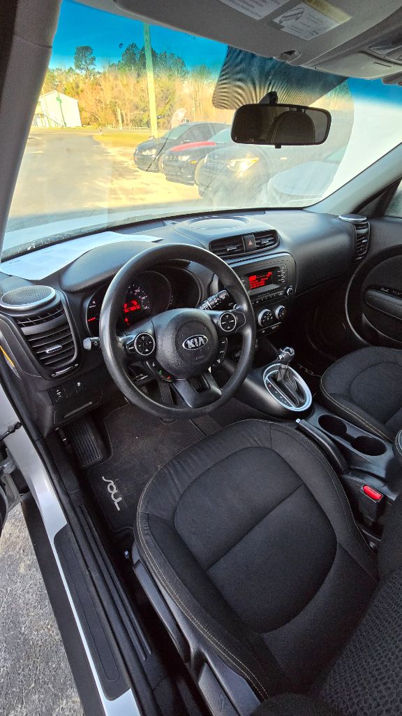 2015 Kia Soul + photo
