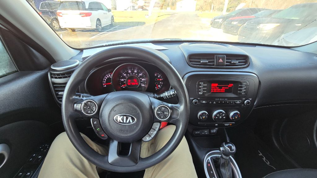 2015 Kia Soul + photo