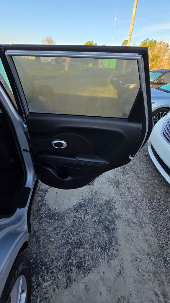 2015 Kia Soul + photo