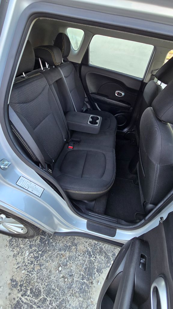 2015 Kia Soul + photo