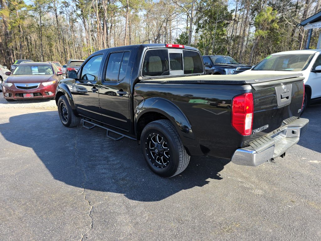 2016 Nissan Frontier SV photo
