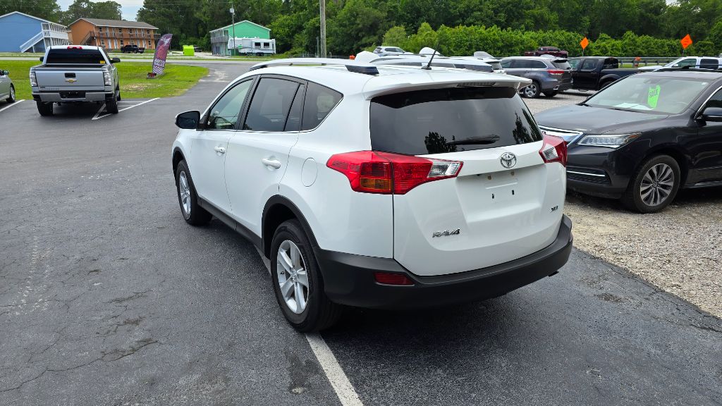 2013 Toyota RAV4 XLE photo