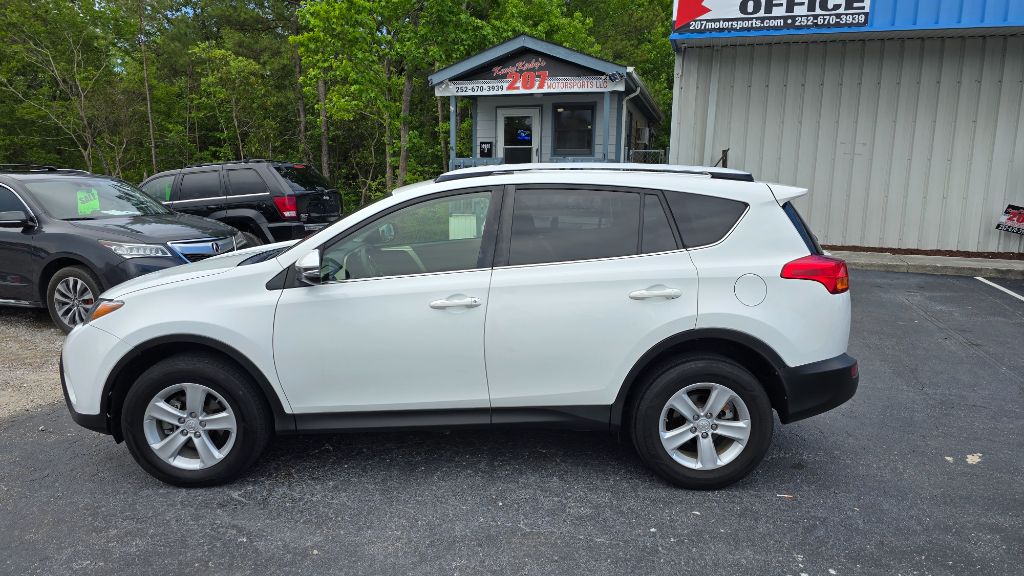 2013 Toyota RAV4 XLE photo