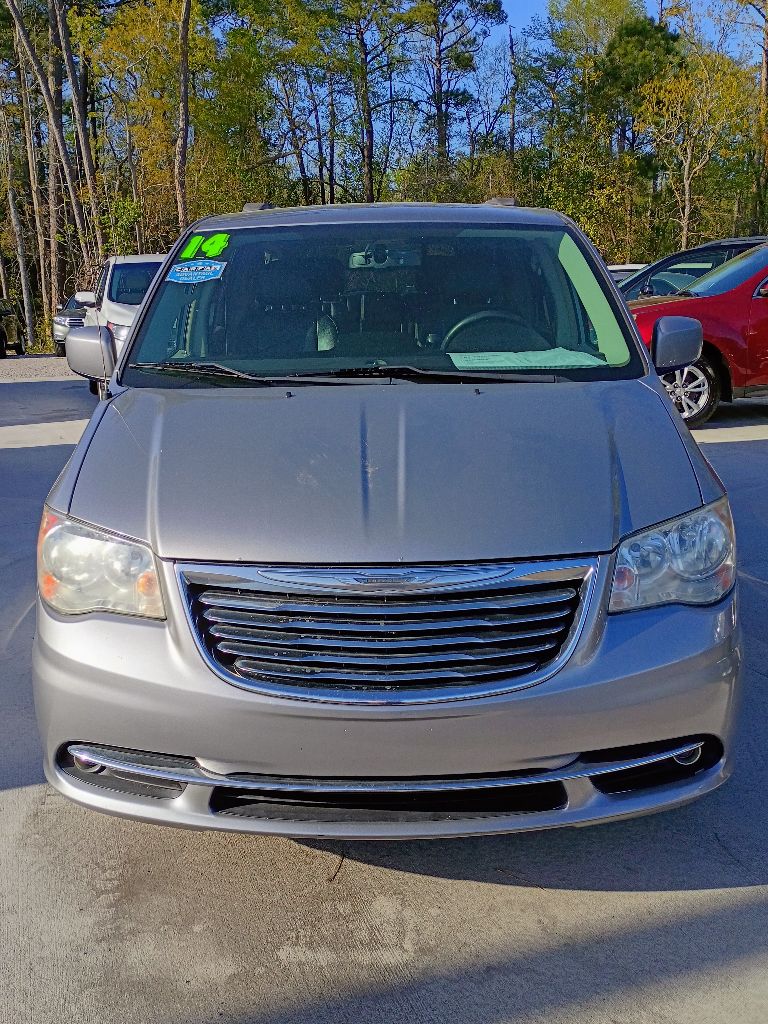 2014 Chrysler 200 - $6,900