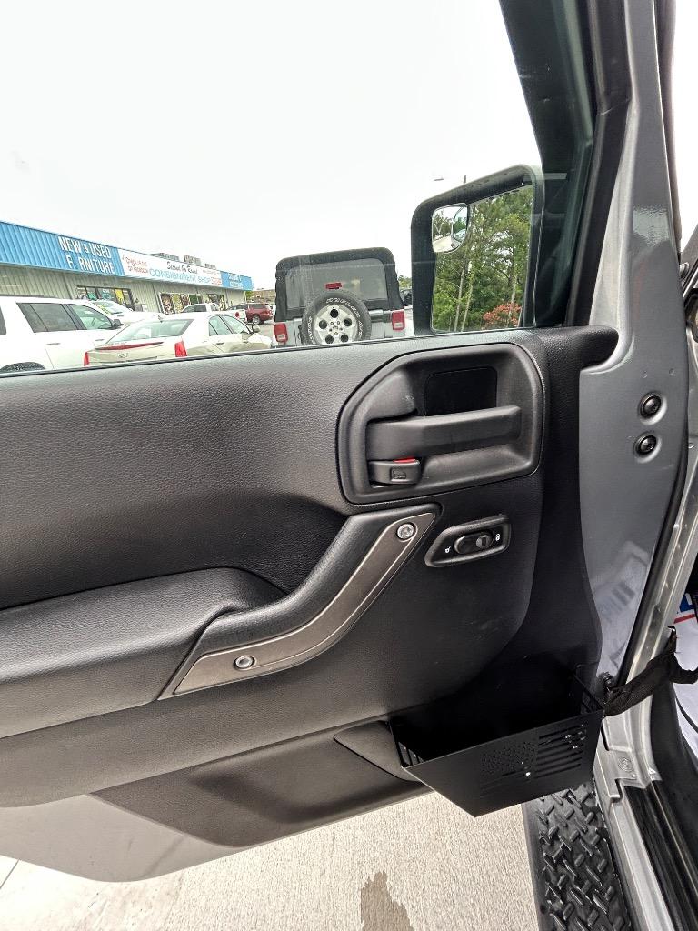 2014 Jeep Wrangler - $12,900