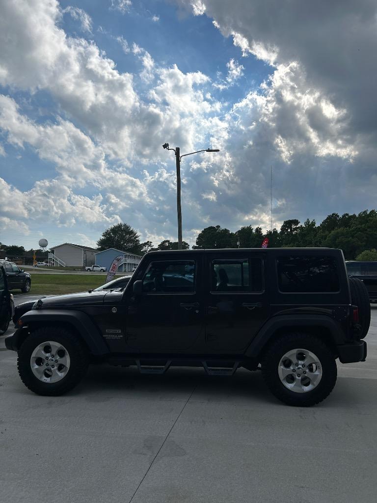 2013 Jeep Wrangler - $12,500