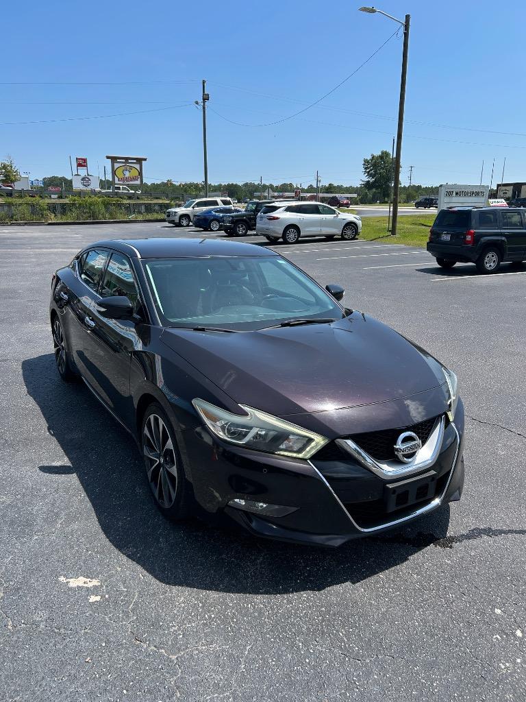 2016 Nissan Maxima - $10,900