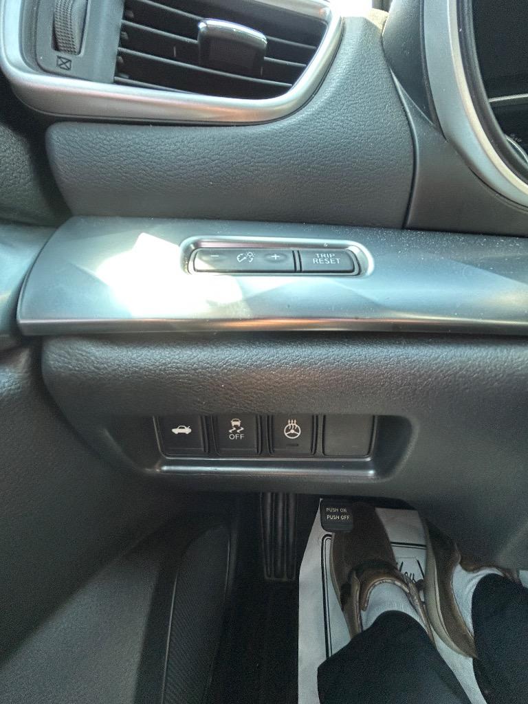 2016 Nissan Maxima - $10,900