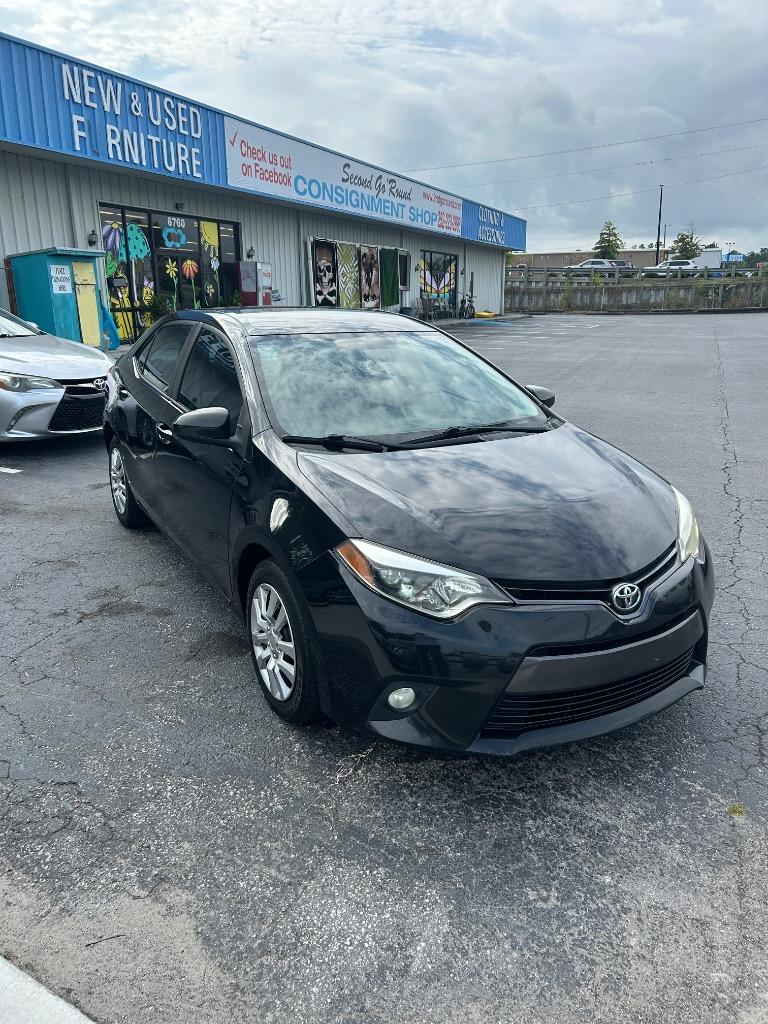 2016 Toyota Corolla - $8,800