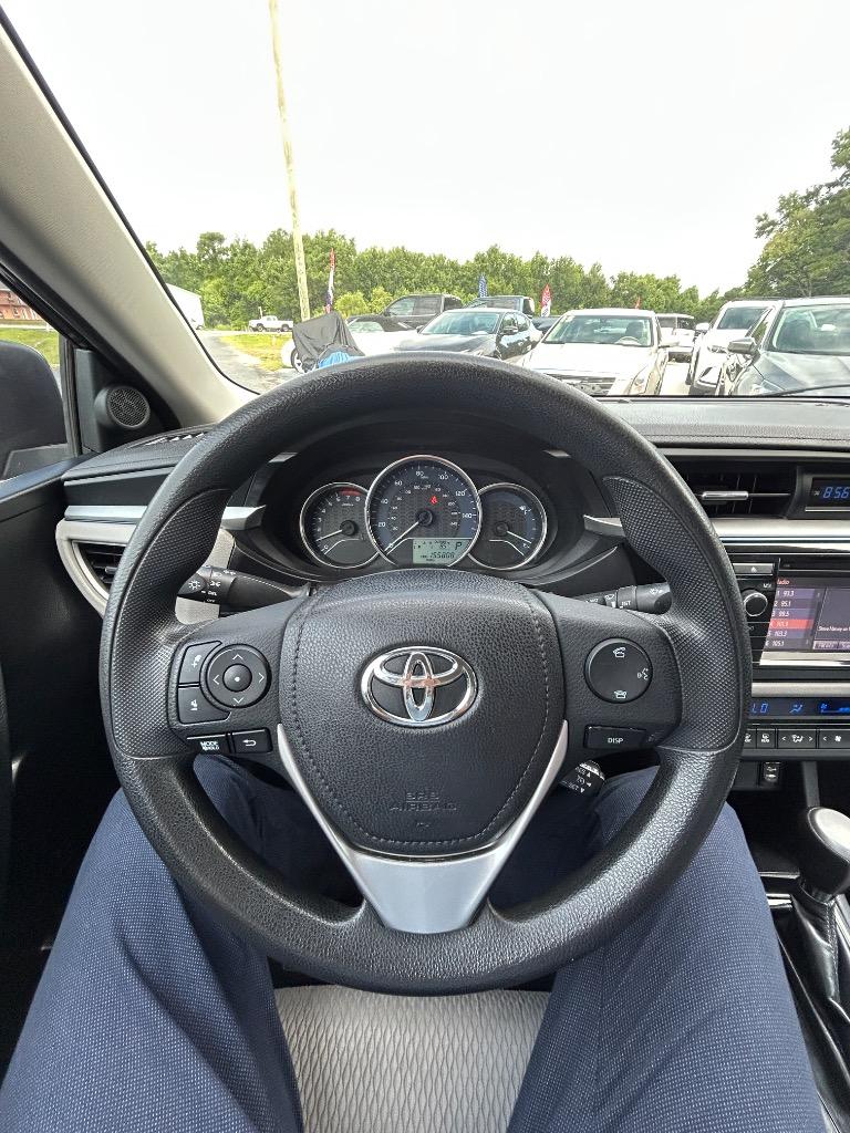 2016 Toyota Corolla - $8,800