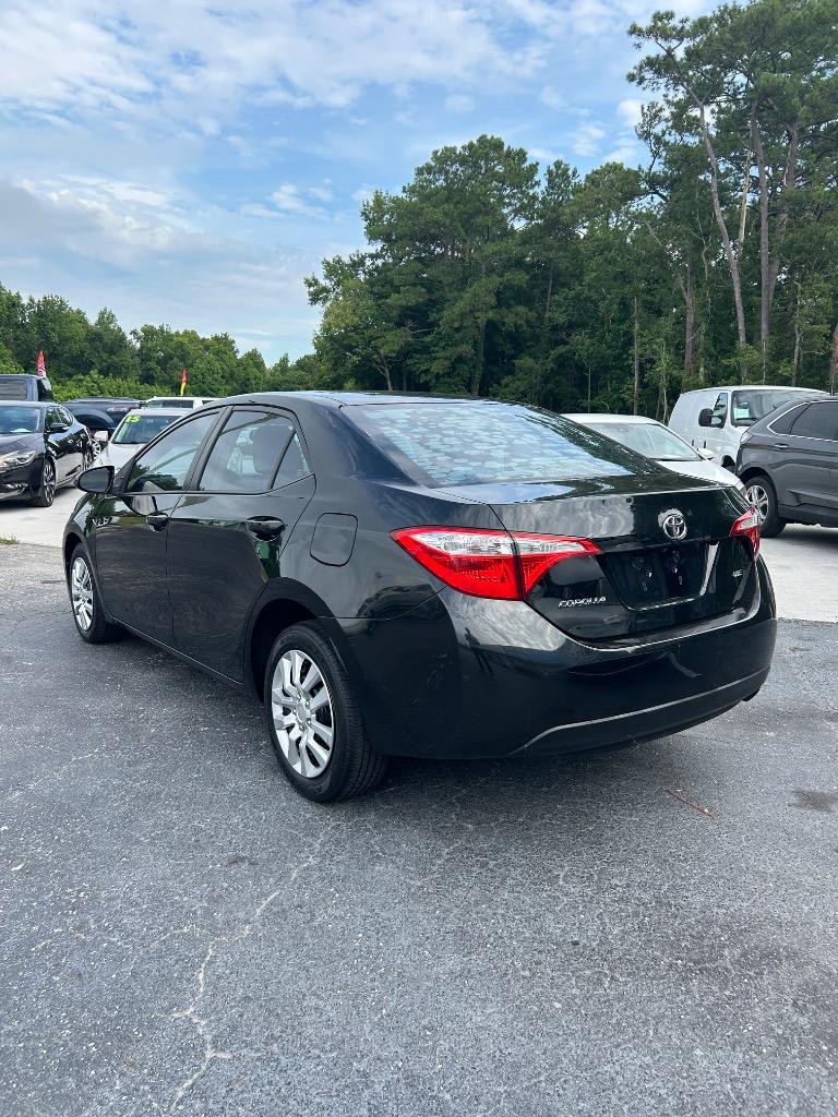 2016 Toyota Corolla - $8,800