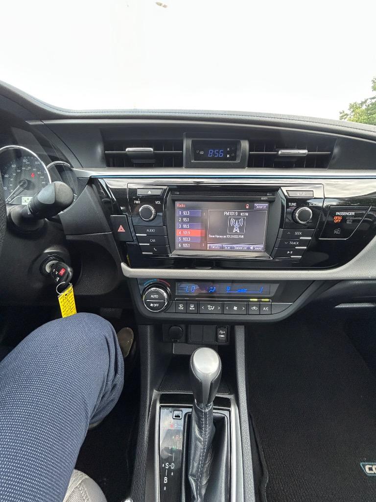 2016 Toyota Corolla - $8,800