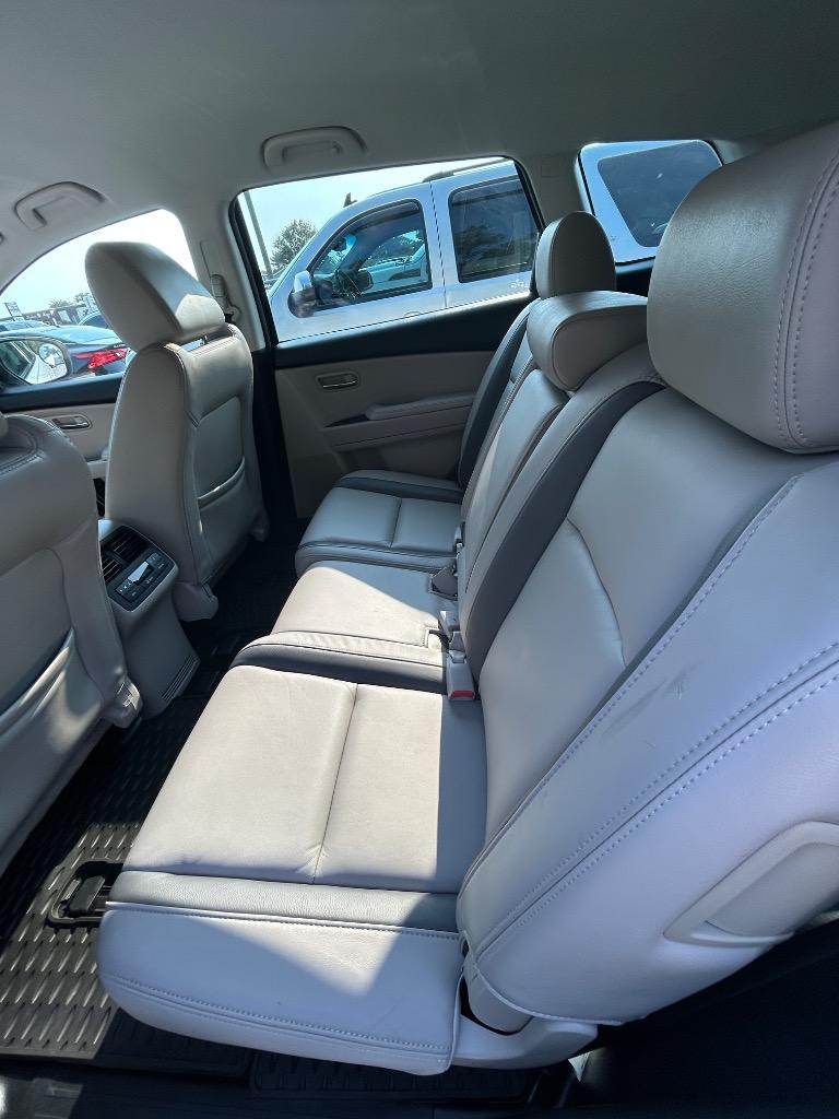 2018 MAZDA CX-9 - $15,900
