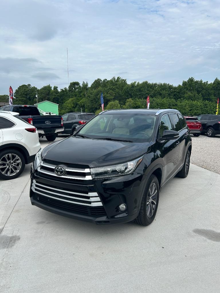 2019 Toyota Highlander - $26,500