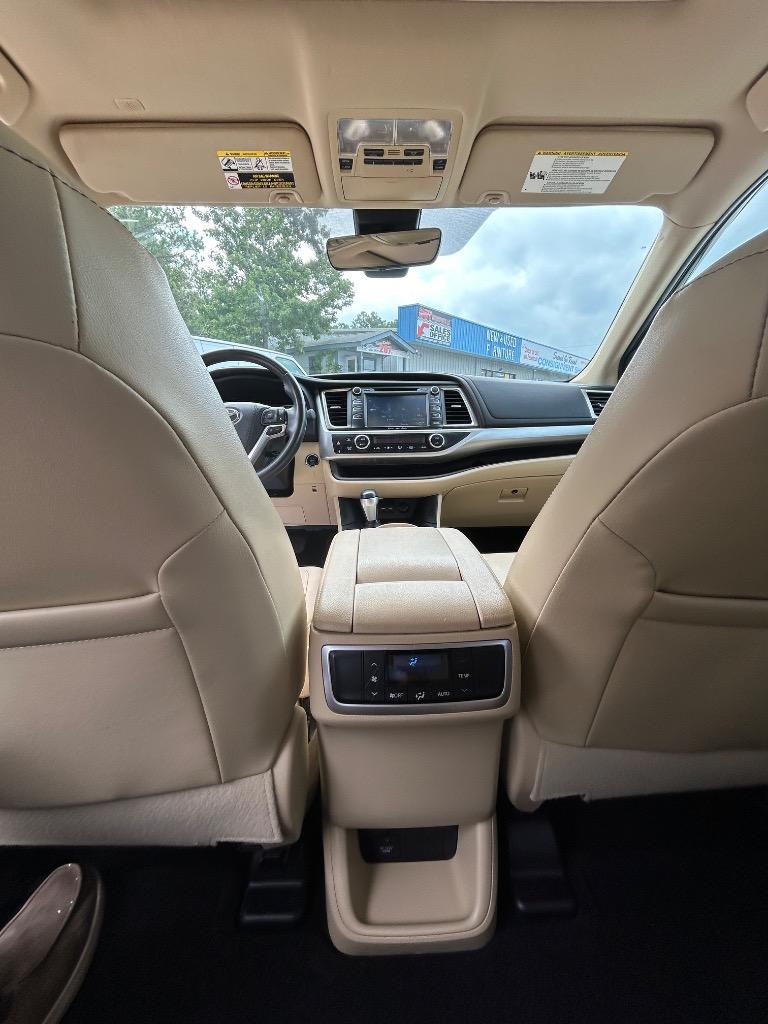 2019 Toyota Highlander - $26,500