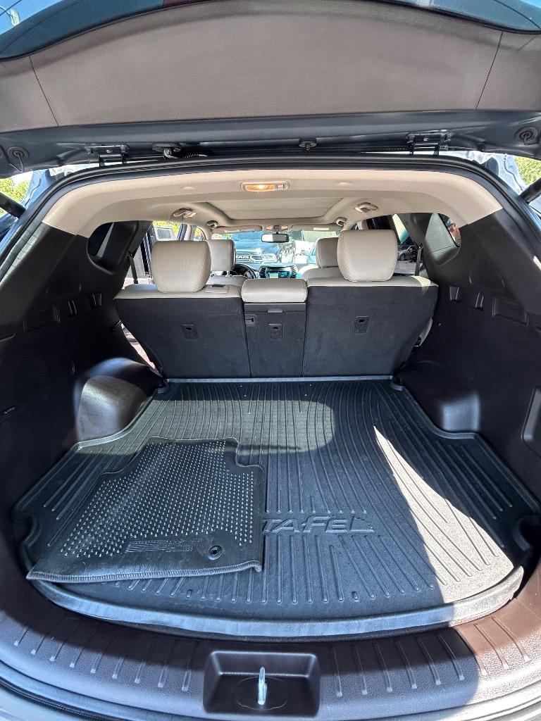2017 Hyundai Santa Fe Sport - $10,900
