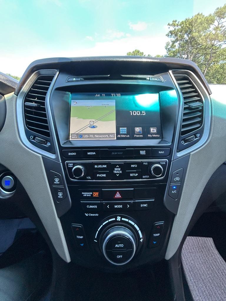 2017 Hyundai Santa Fe Sport - $10,900