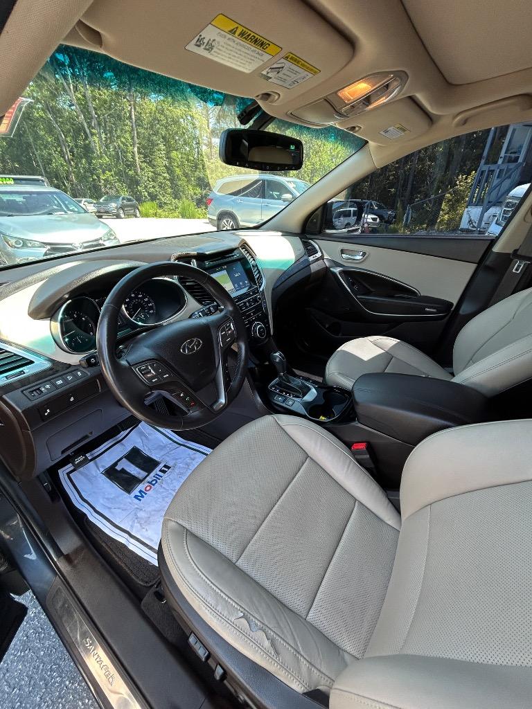2017 Hyundai Santa Fe Sport - $10,900