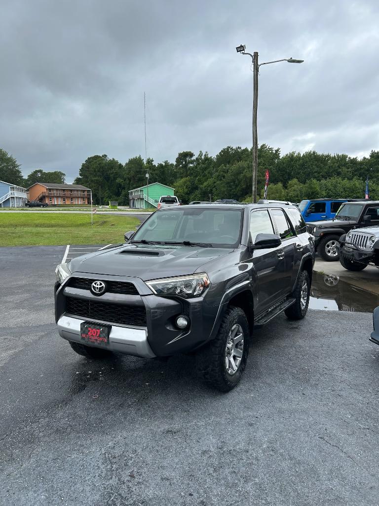 2014 Toyota 4Runner - $21,700
