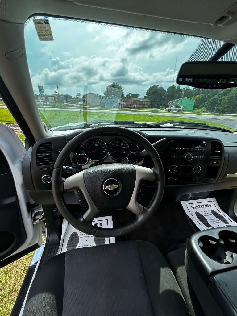 2013 Chevrolet Silverado - $14,900