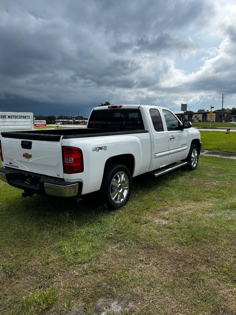 2013 Chevrolet Silverado - $14,900
