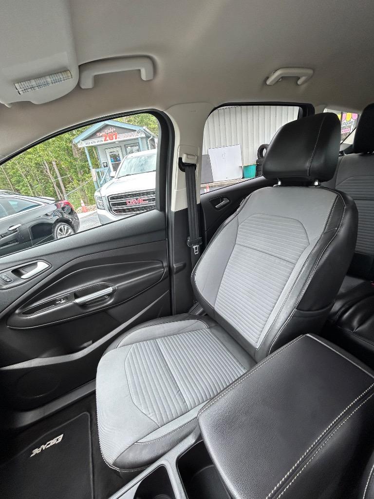 2017 Ford Escape - $8,500