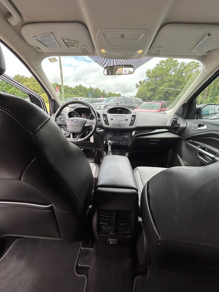 2017 Ford Escape - $8,500